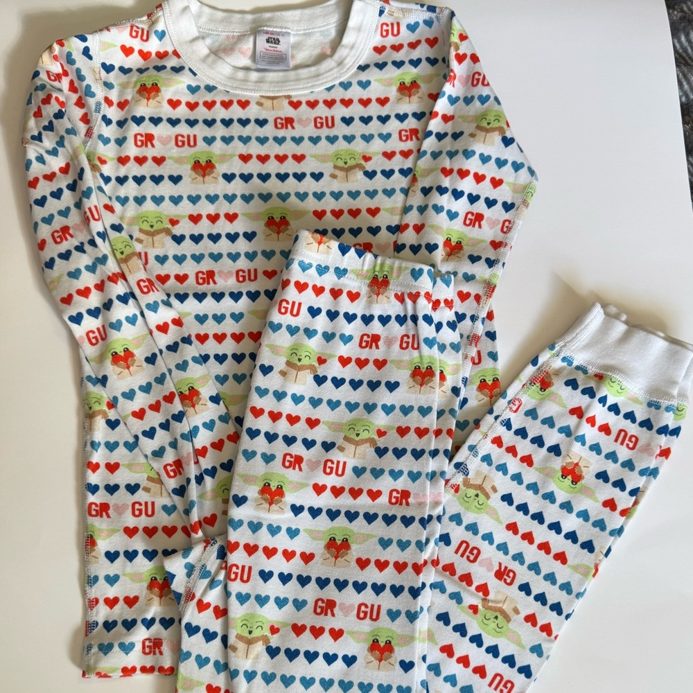 Hanna Andersson Star Wars Grogu Yoda Hearts Valentine’s Long Pajama Set 140 / 10